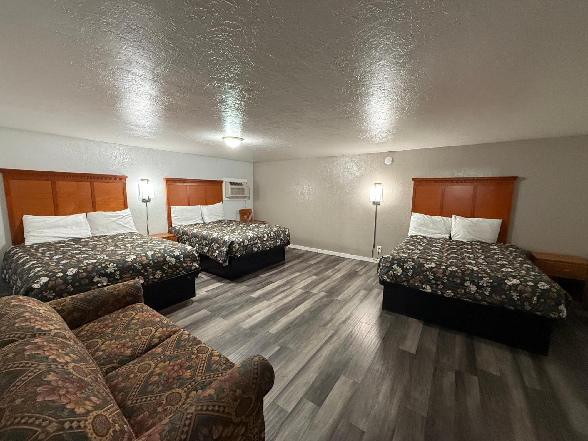 Budget Inn Bend Exterior photo